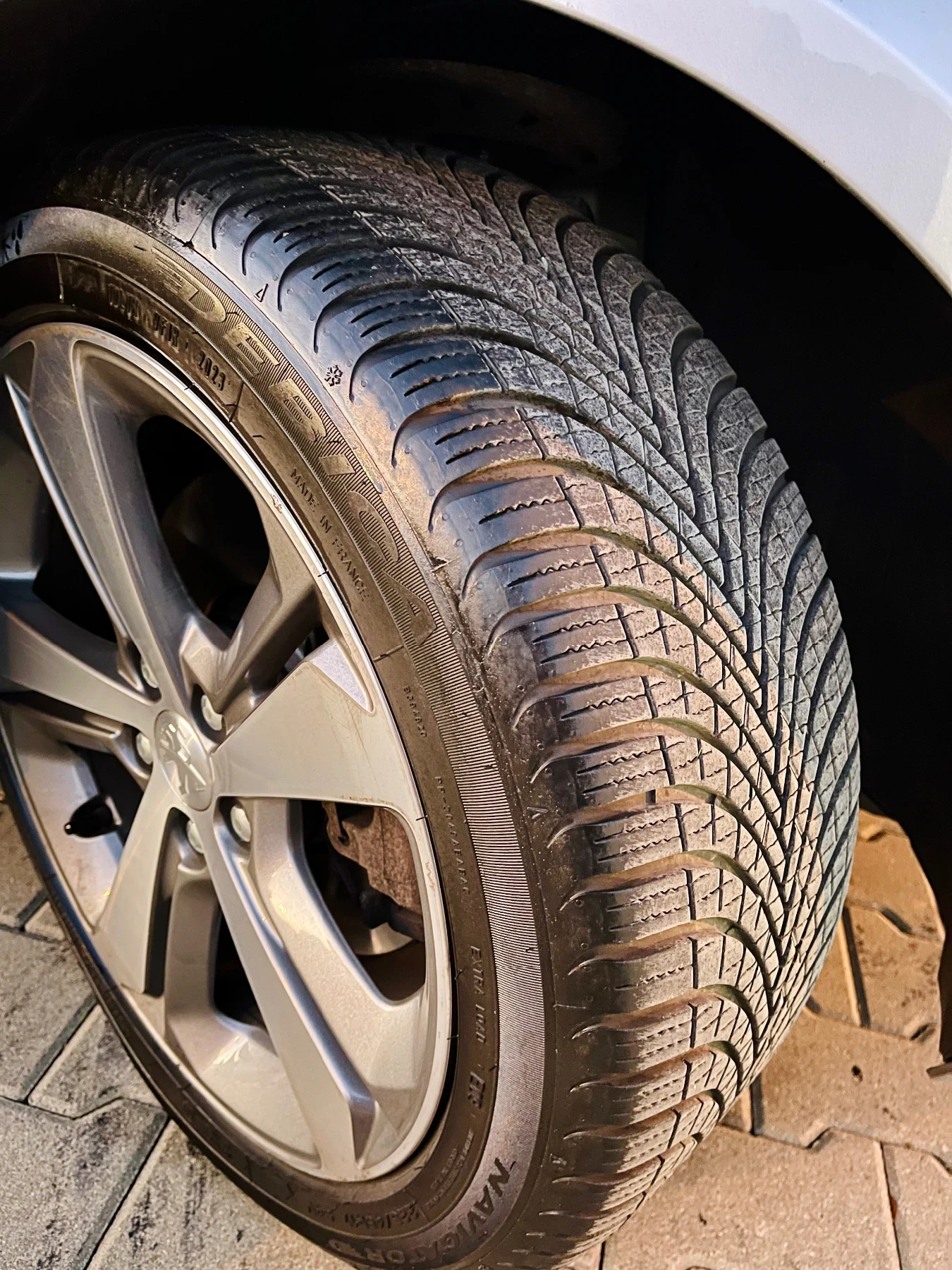 Peugeot 308 SW 2.0BlueHDI Automatic Allure T9, снимка 16 - Автомобили и джипове - 53975203