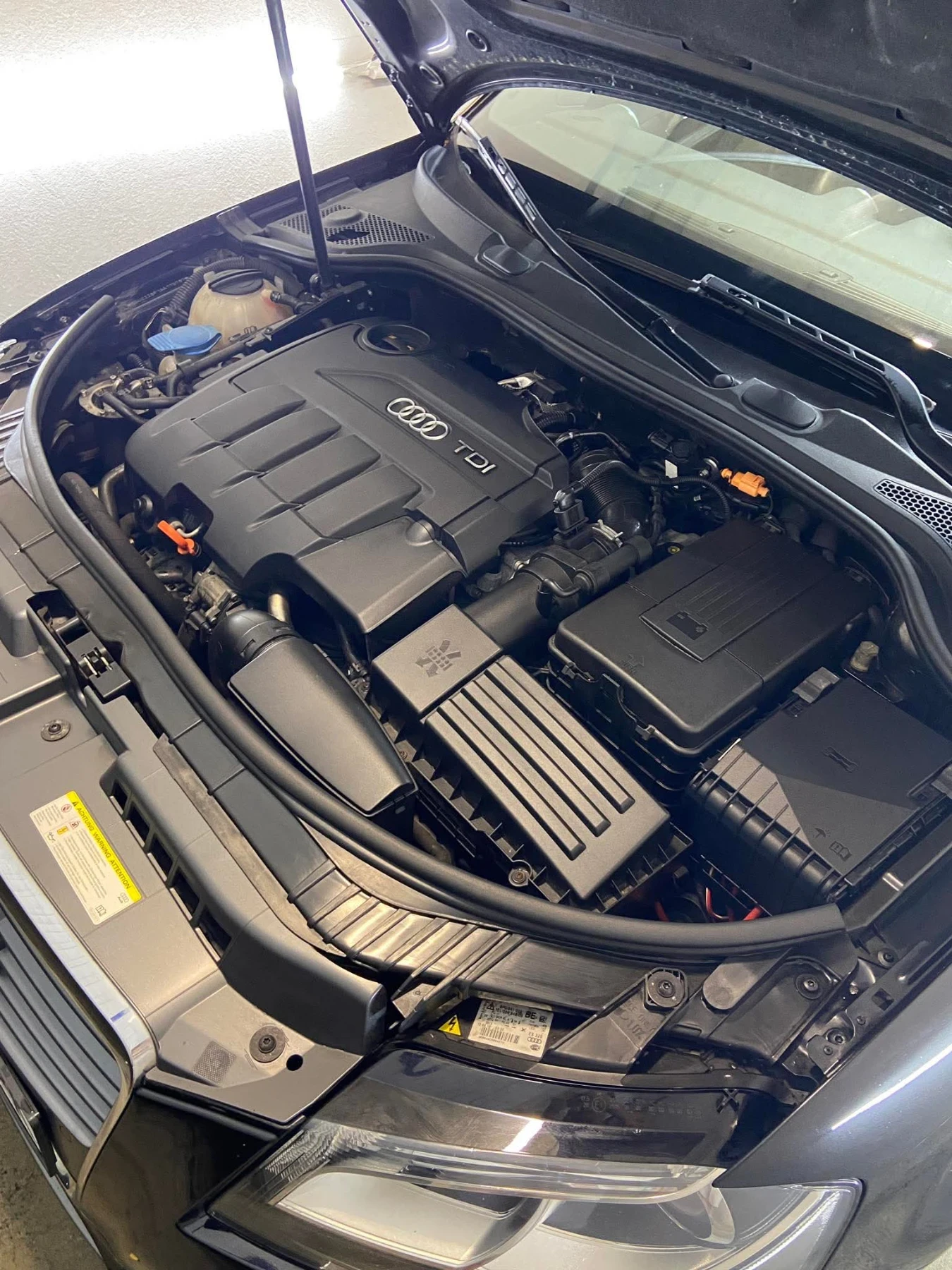 Audi A3 2.0 TDI Sportback, снимка 14 - Автомобили и джипове - 54032639