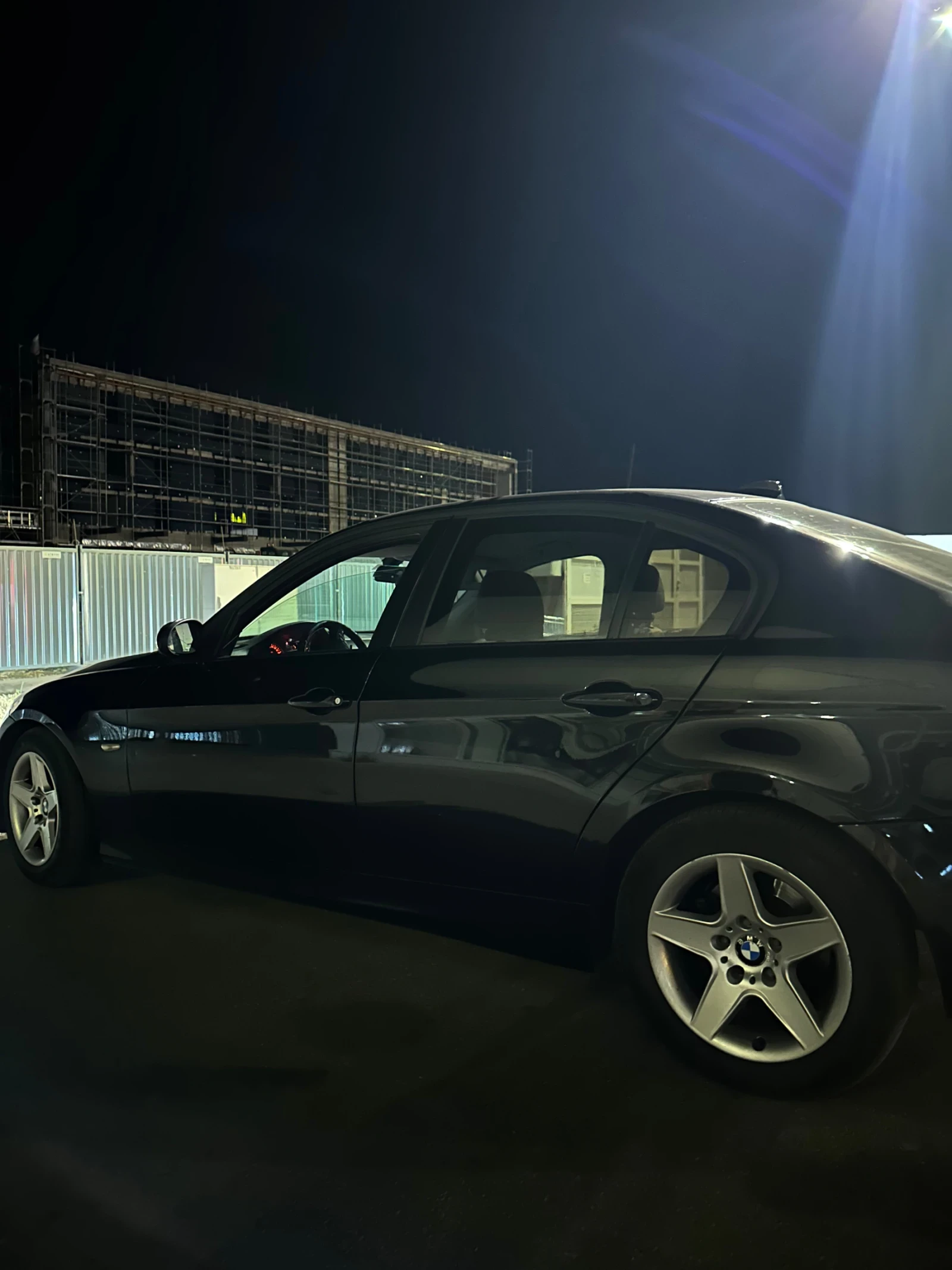 BMW 320, снимка 10 - Автомобили и джипове - 54363059