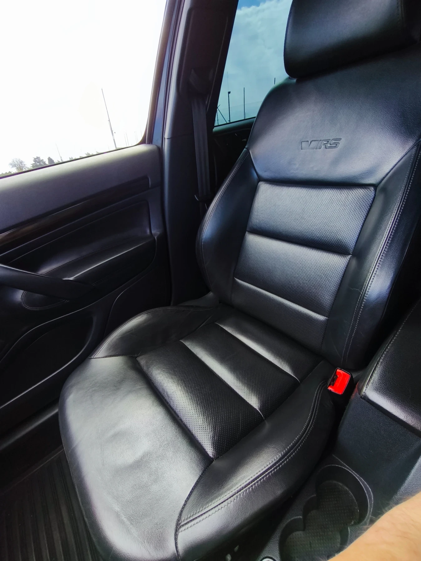 Skoda Octavia 2.0 Vrs, снимка 8 - Автомобили и джипове - 54543617