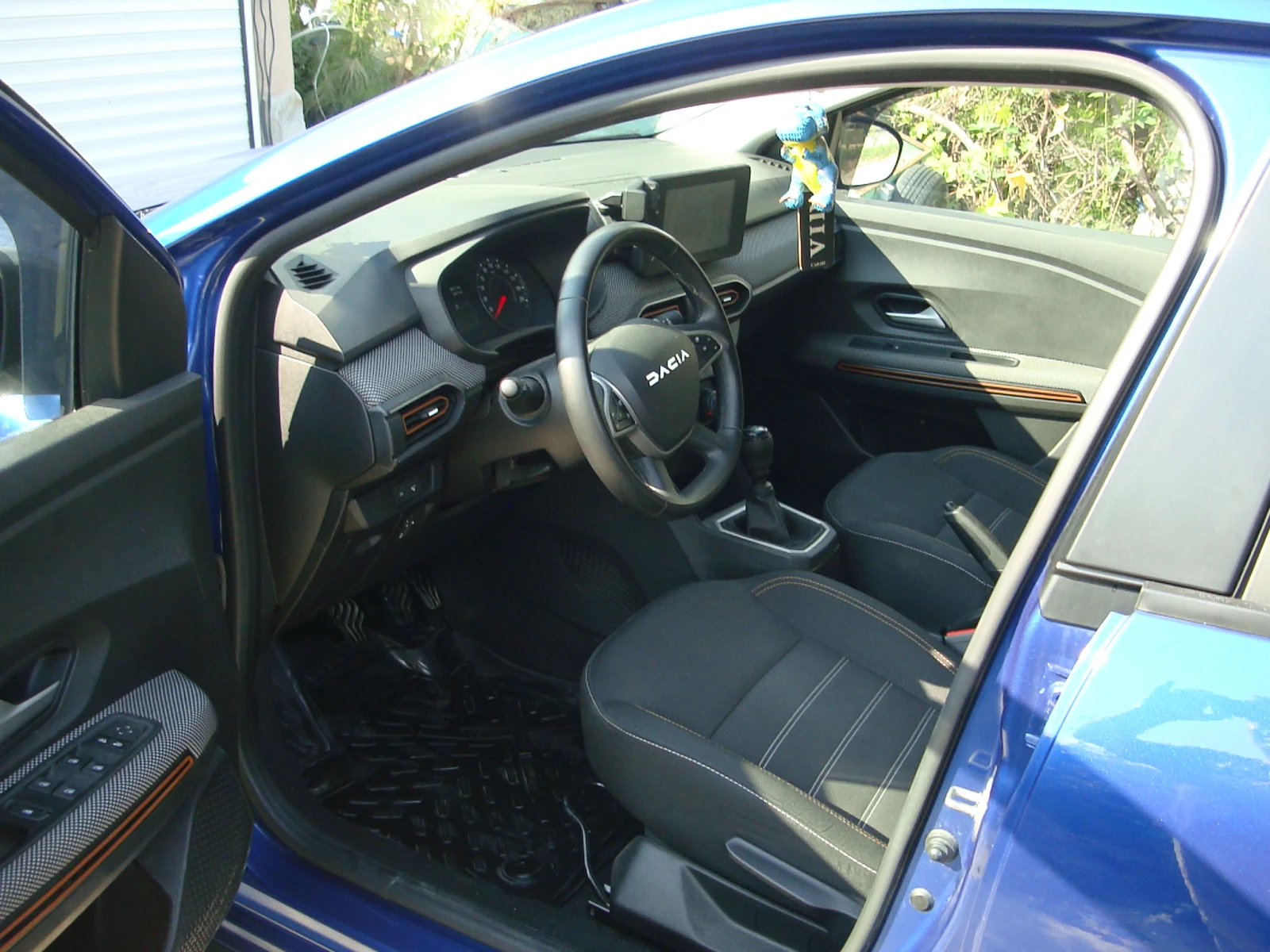Dacia Sandero ГАЗ!!! КАТО НОВА!!!, снимка 7 - Автомобили и джипове - 55646199