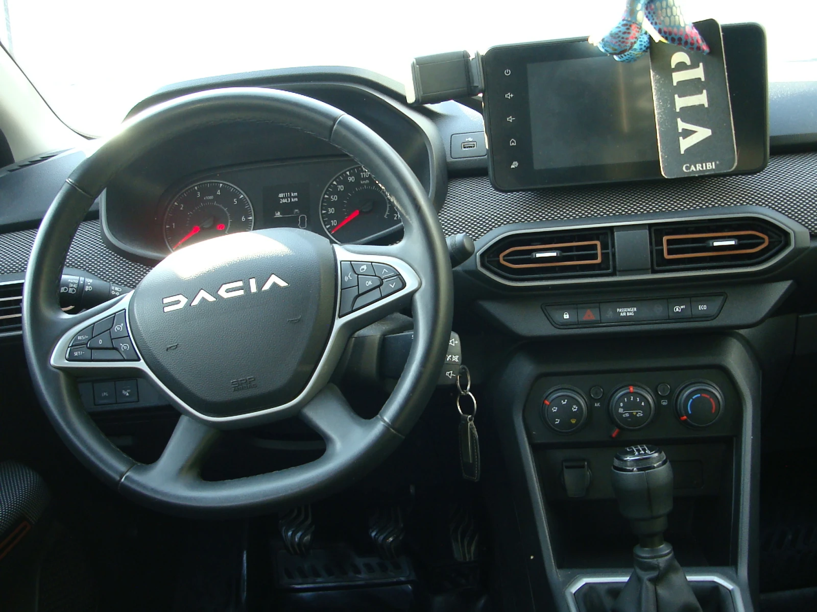 Dacia Sandero ГАЗ!!! КАТО НОВА!!!, снимка 11 - Автомобили и джипове - 55646199