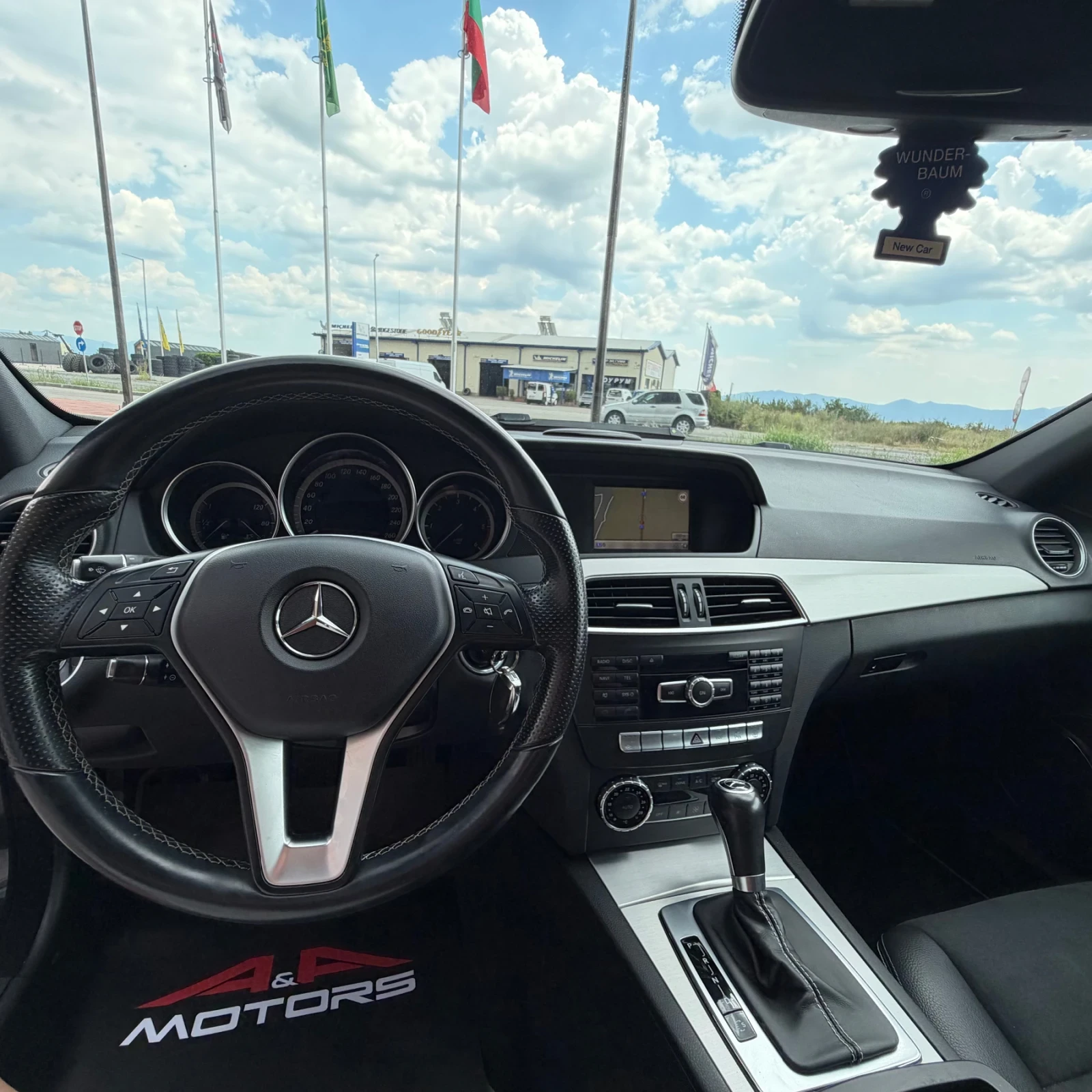 Mercedes-Benz C 220 170кс;АЛКАНТАРА-КОЖА;ПОДГРЕВ;ЕЛ. БАГАЖНИК;ТЕМПОМАТ, снимка 7 - Автомобили и джипове - 55315325