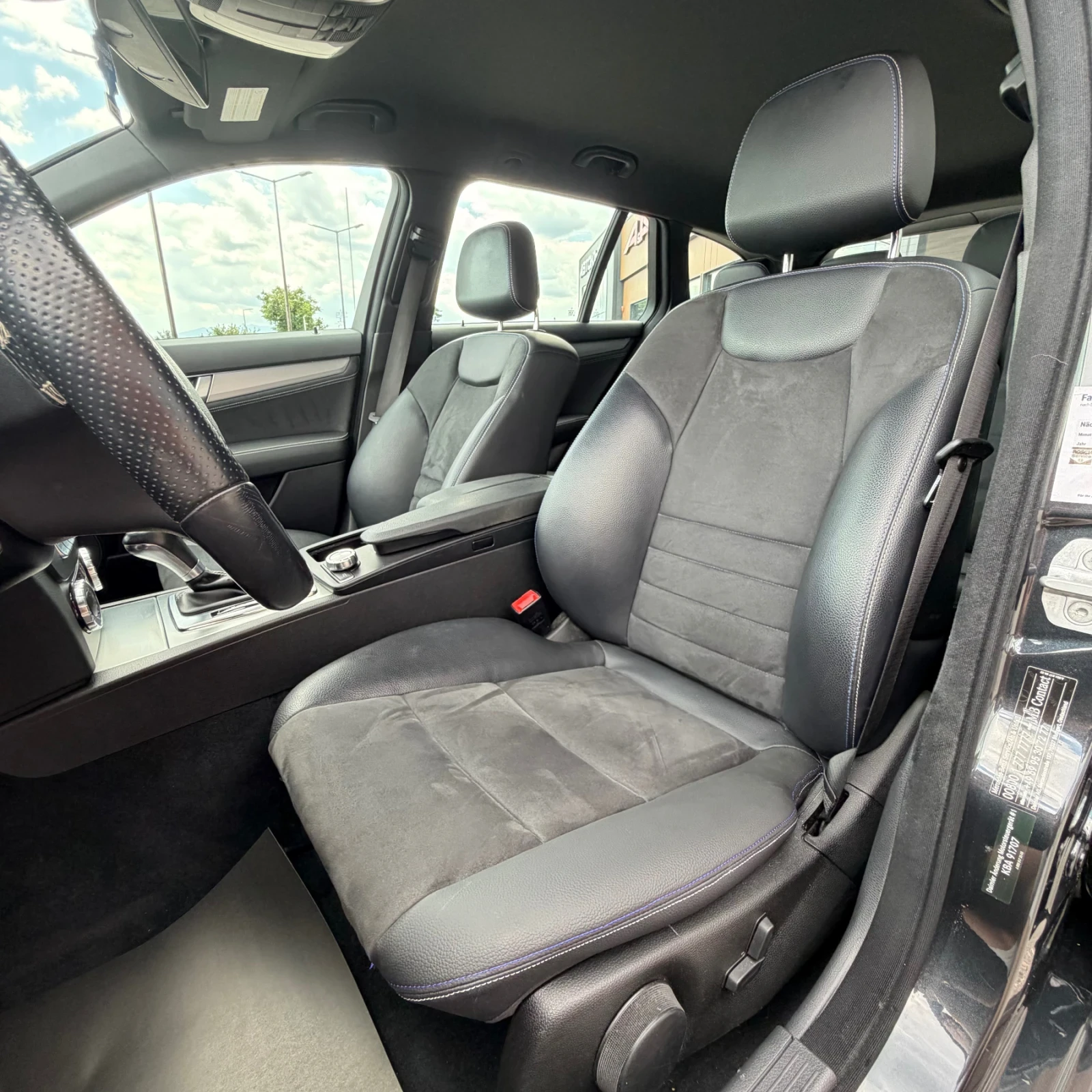 Mercedes-Benz C 220 170кс;АЛКАНТАРА-КОЖА;ПОДГРЕВ;ЕЛ. БАГАЖНИК;ТЕМПОМАТ, снимка 6 - Автомобили и джипове - 55315325