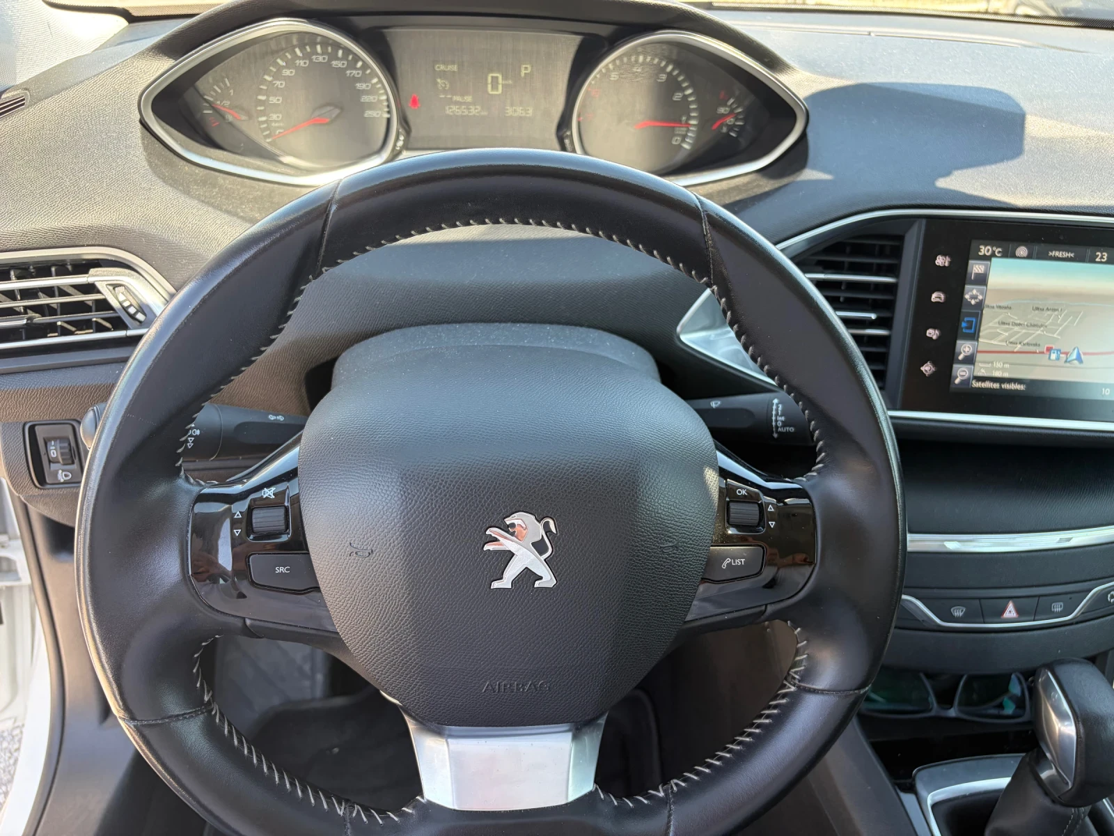 Peugeot 308 Automatic , снимка 8 - Автомобили и джипове - 55544518