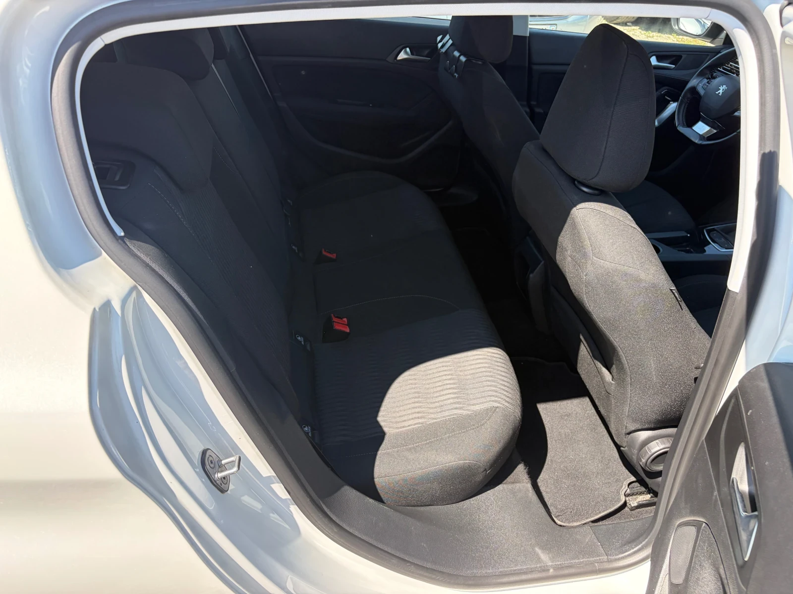 Peugeot 308 Automatic , снимка 13 - Автомобили и джипове - 55544518