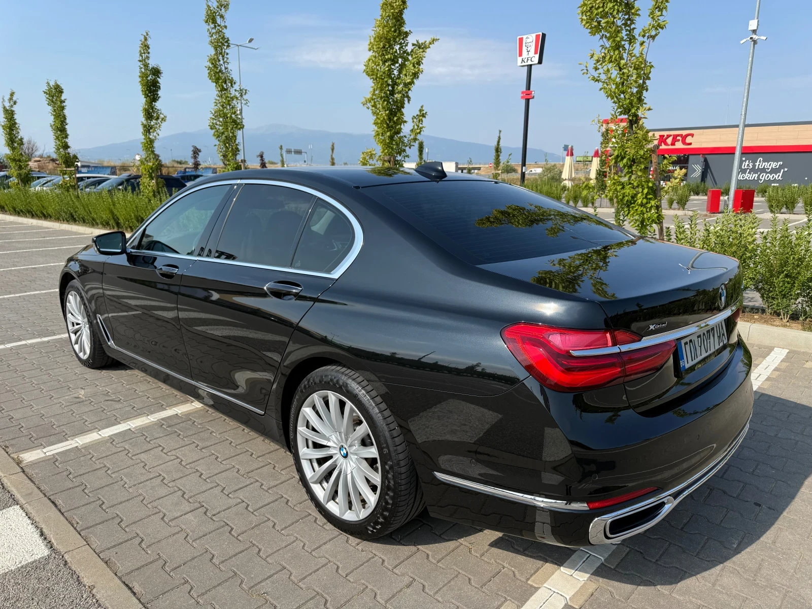 BMW 730, снимка 3 - Автомобили и джипове - 55736539