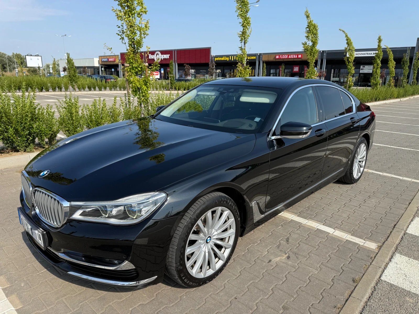 BMW 730