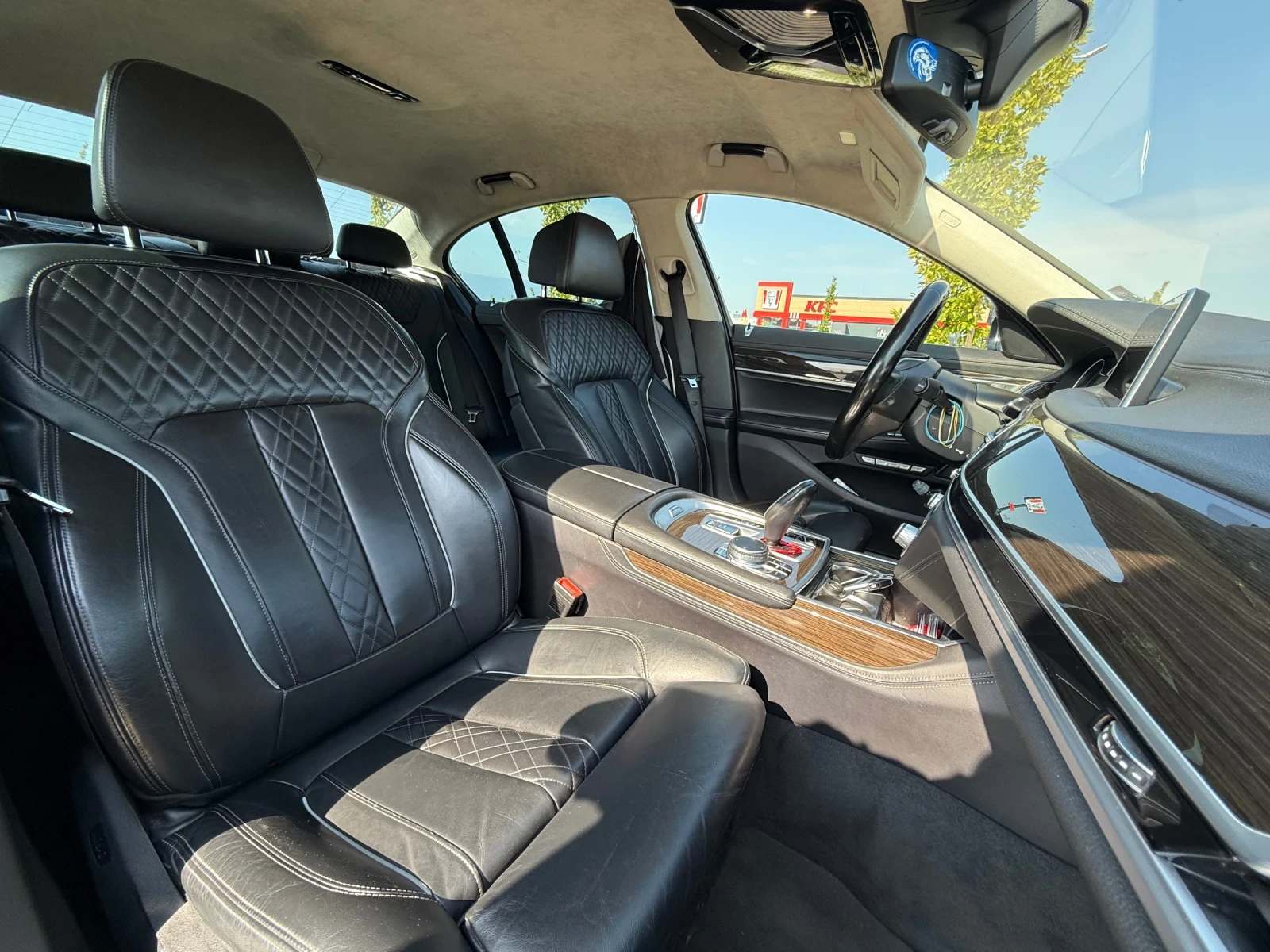 BMW 730, снимка 9 - Автомобили и джипове - 55736539