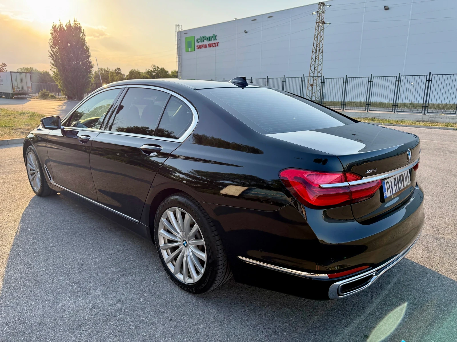 BMW 730, снимка 3 - Автомобили и джипове - 55646990