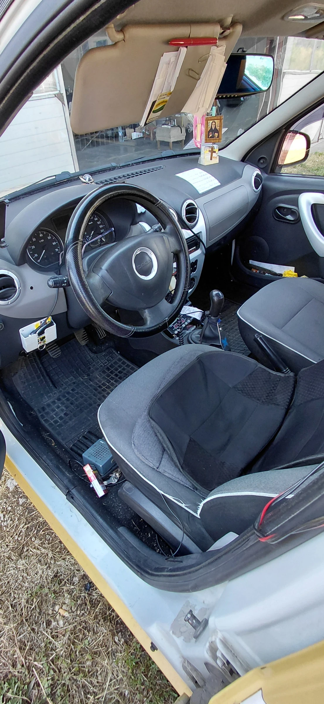 Dacia Logan Комби, снимка 3 - Автомобили и джипове - 55667132