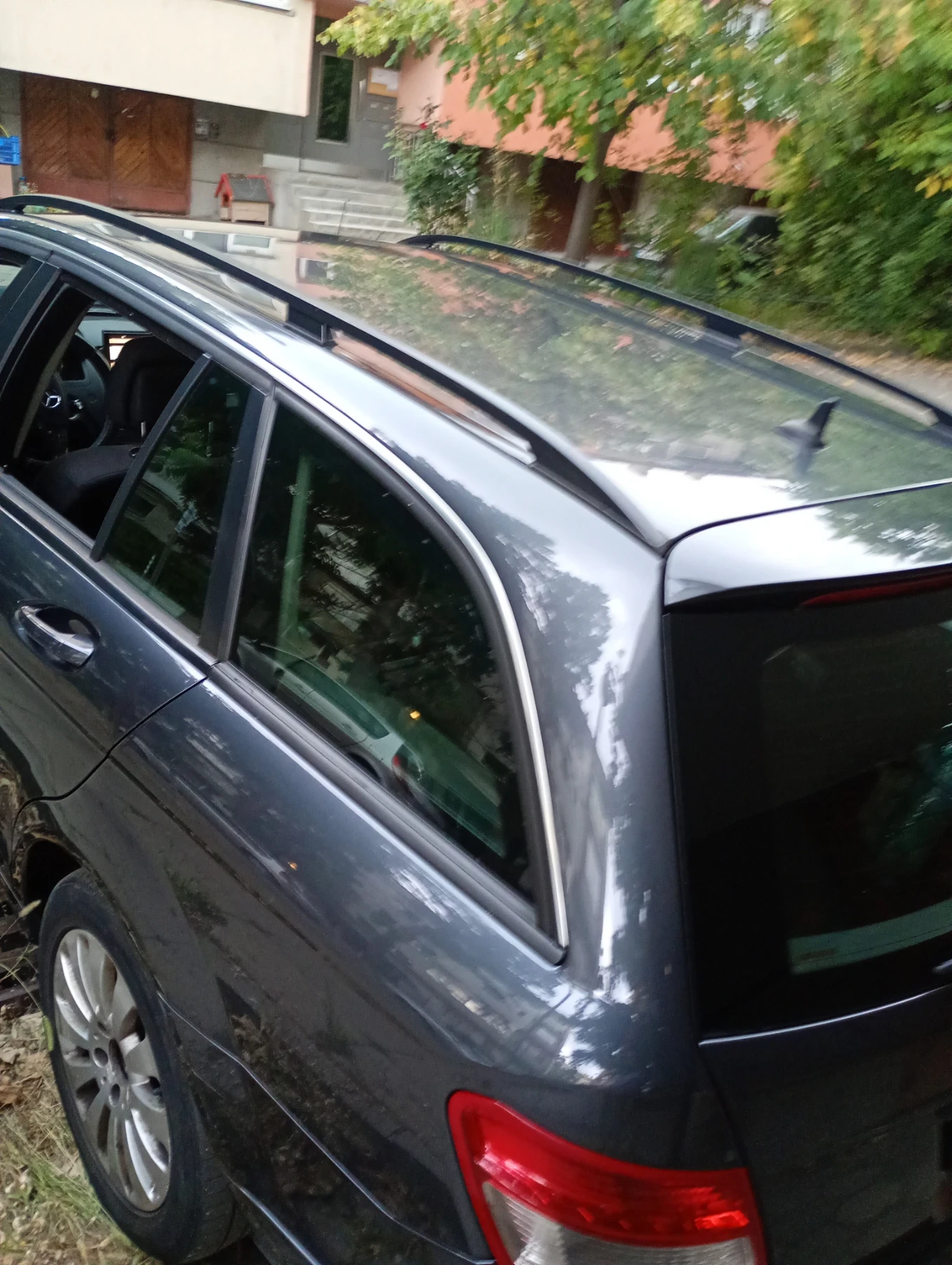 Mercedes-Benz C 200, снимка 3 - Автомобили и джипове - 55798943