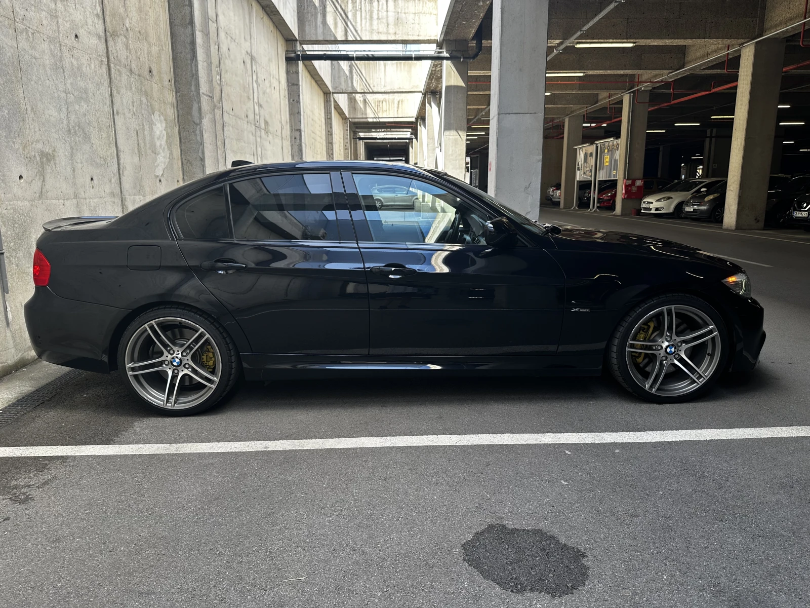 BMW 335 Individual Special Edition, снимка 4 - Автомобили и джипове - 55986395
