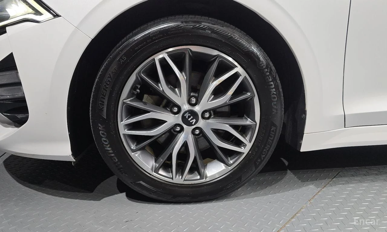 Kia K5 2.0* ОБДУХВАНЕ* КАМЕРА* LANE* ASSIST* ПОДГРЕВ* , снимка 5 - Автомобили и джипове - 56295815