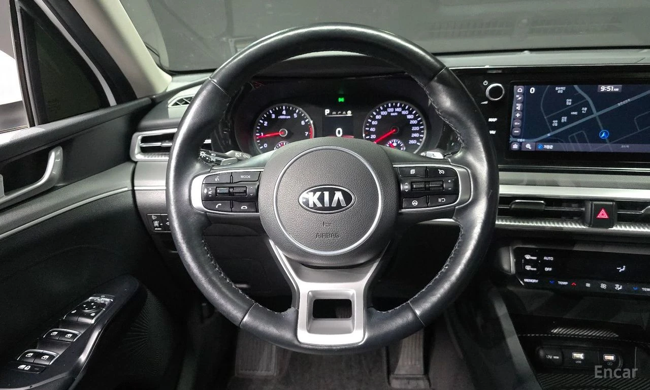 Kia K5 2.0* ОБДУХВАНЕ* КАМЕРА* LANE* ASSIST* ПОДГРЕВ* , снимка 8 - Автомобили и джипове - 56295815
