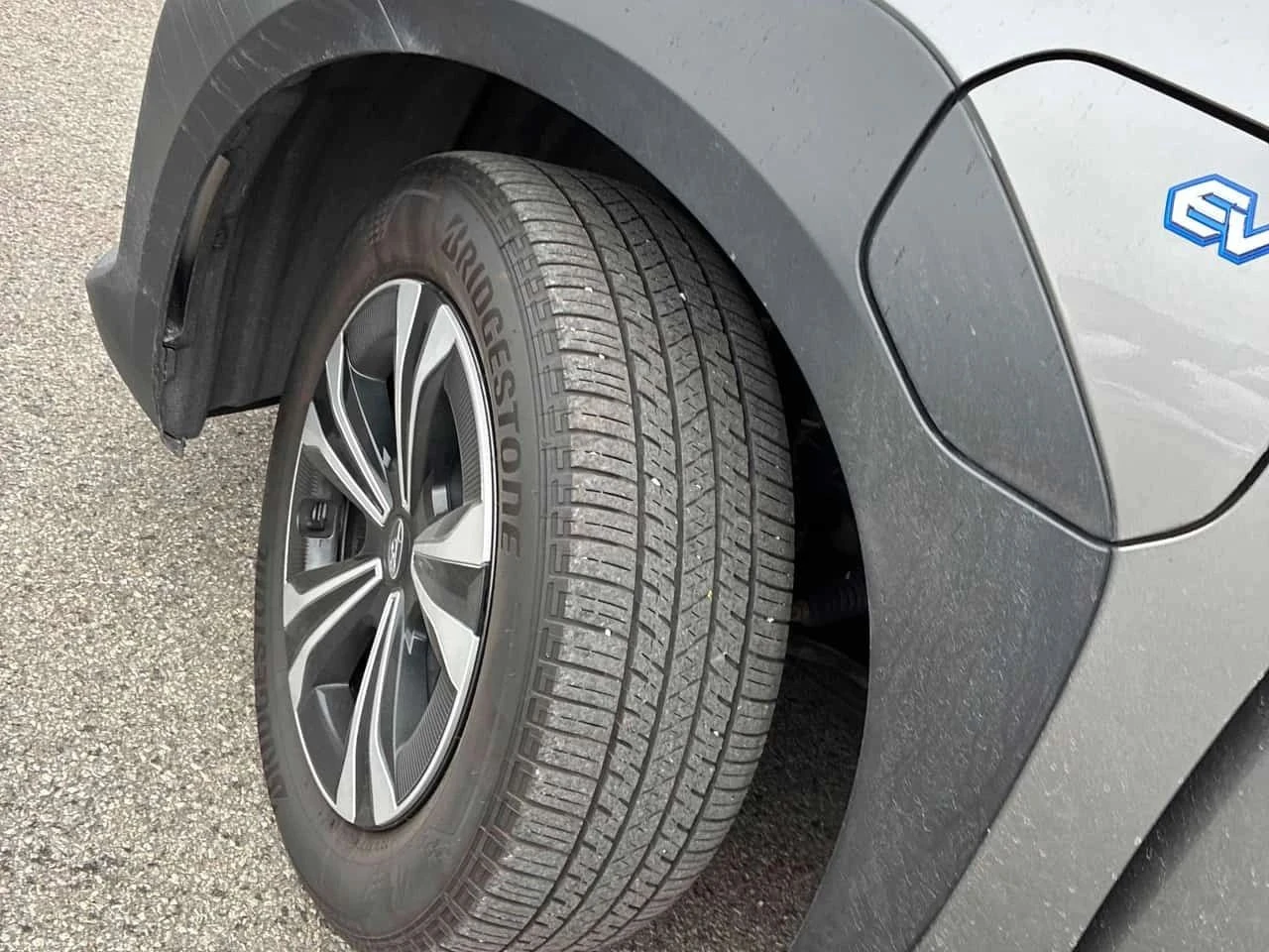 Subaru Solterra, снимка 13 - Автомобили и джипове - 56724314
