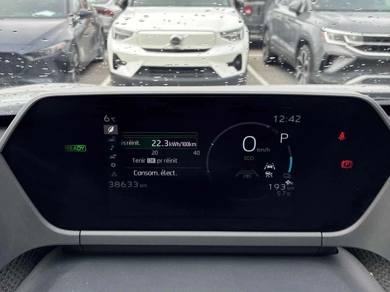 Subaru Solterra, снимка 8 - Автомобили и джипове - 56724314