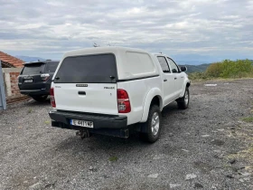 Toyota Hilux 2.4 D-4D 4x4, снимка 6
