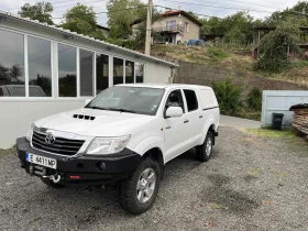 Toyota Hilux 2.4 D-4D 4x4, снимка 3