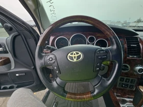 Toyota Sequoia - 26600 лв. - 23644609 | Car24.bg