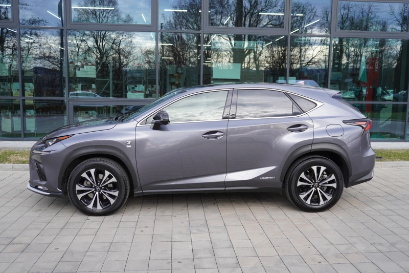 Lexus NX 300h 2.5i HYBRID, F-SPORT/TRI-BEAM* CARPLAY* /ГАРАНЦИОН, снимка 2 - Автомобили и джипове - 48116792