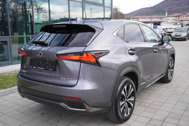 Lexus NX 300h 2.5i HYBRID, F-SPORT/TRI-BEAM* CARPLAY* /ГАРАНЦИОН, снимка 5 - Автомобили и джипове - 48116792