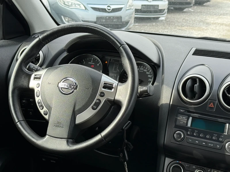 Nissan Qashqai 1.5 dci, снимка 17 - Автомобили и джипове - 49257658