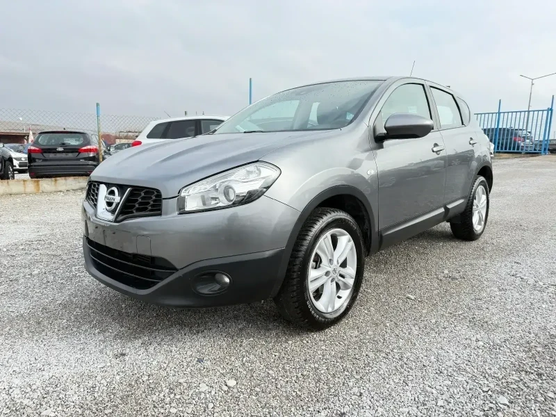 Nissan Qashqai 1.5 dci, снимка 1 - Автомобили и джипове - 49257658