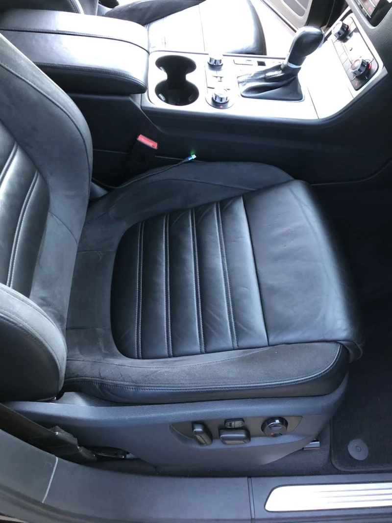 VW Touareg 3.0TD?/8speed/ПЕЧКА/FULL EKSTR?/TOP, снимка 11 - Автомобили и джипове - 52457703