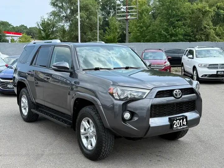 Toyota 4runner SR5* 1 собственик* Като нова* Кожа, снимка 3 - Автомобили и джипове - 55749890
