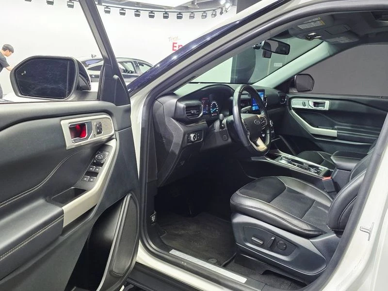 Ford Explorer 2.3 H Automatic, снимка 10 - Автомобили и джипове - 55812997