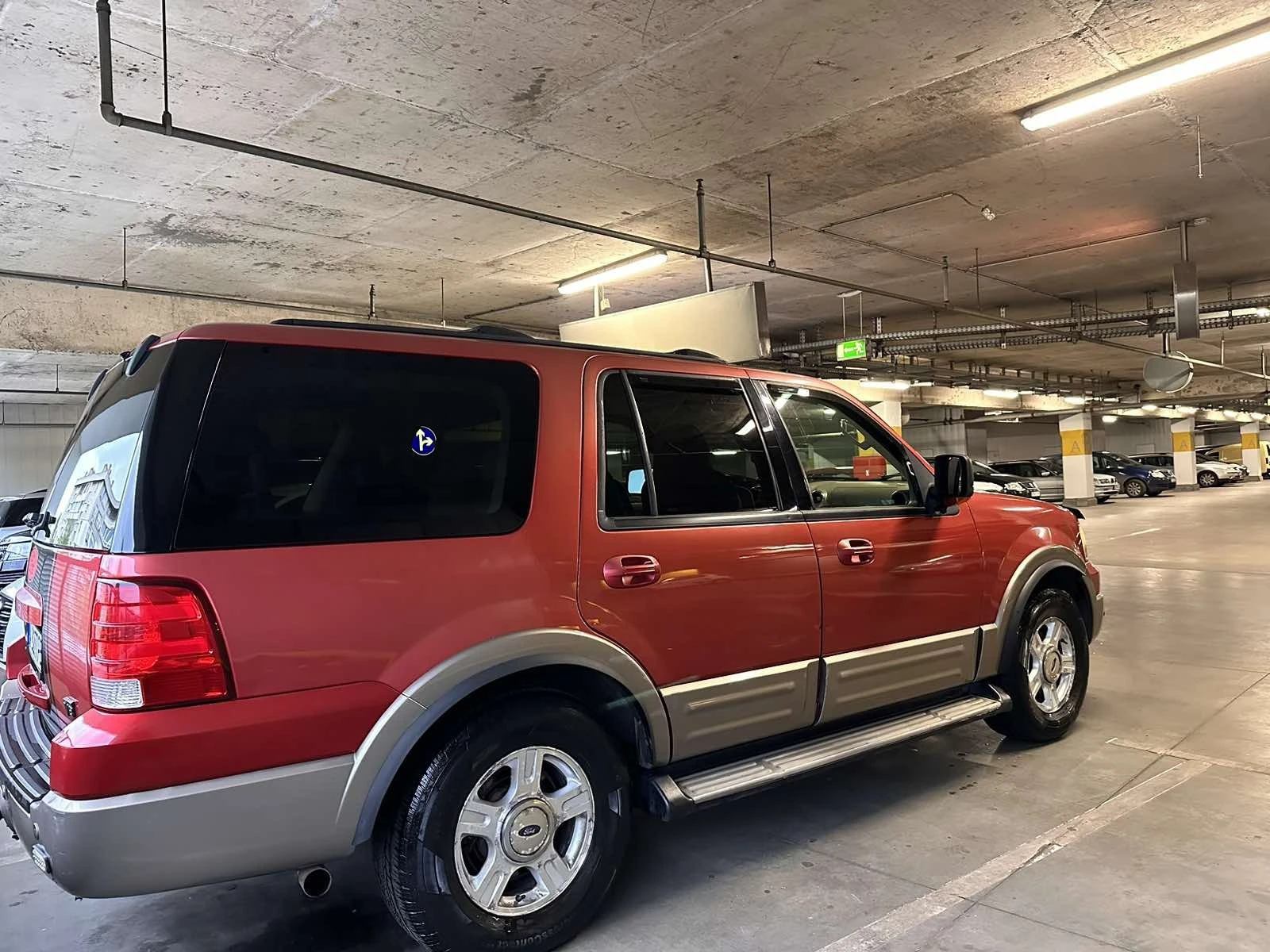 Ford Expedition Eddie Bauer edition - изображение 2