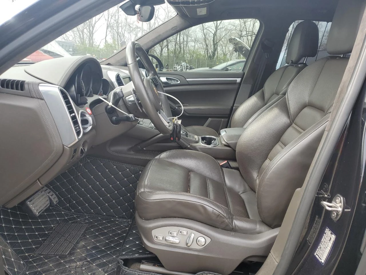Porsche Cayenne GTS BOSE* ПОДГРЕВ* ОБДУХВАНЕ* ПАНО* МЪРТВА ТОЧКА - изображение 7