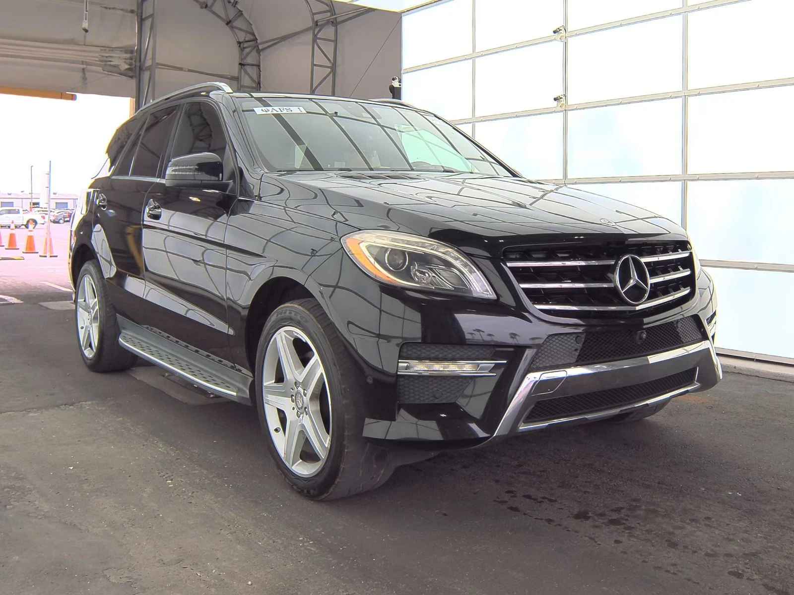 Mercedes-Benz ML 400 4MATIC DESIGNO* Harman* 360* Следене* Пано* М.точк - изображение 3