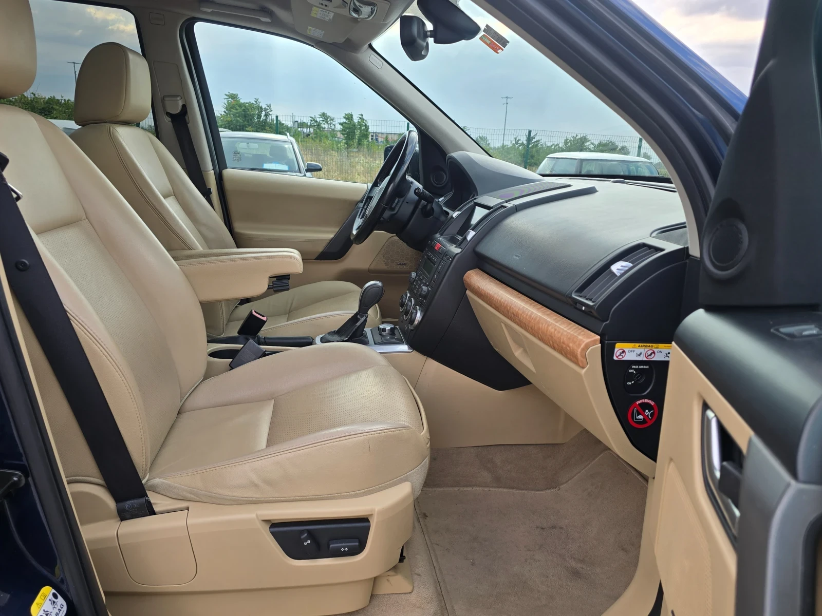 Land Rover Freelander 3.2i 233    | Mobile.bg   12