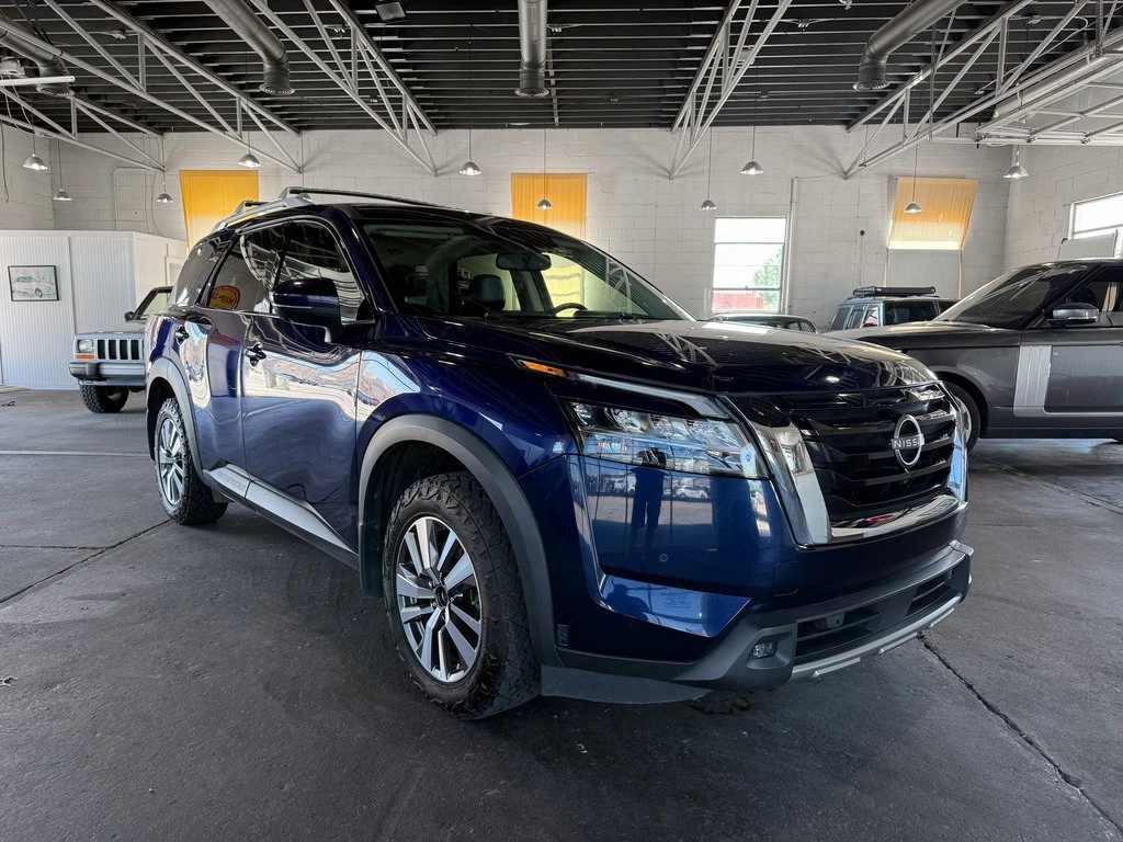 Nissan Pathfinder SL - изображение 3