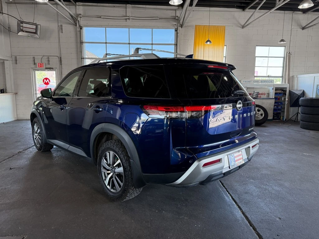 Nissan Pathfinder SL - изображение 6