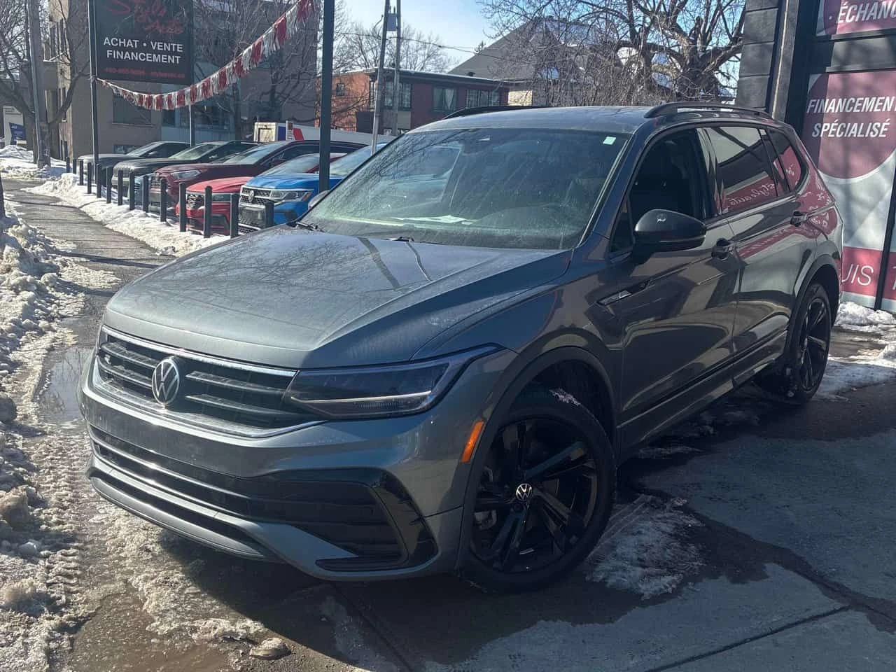 VW Tiguan Comfortline R Line Black Edition  CARFAX
