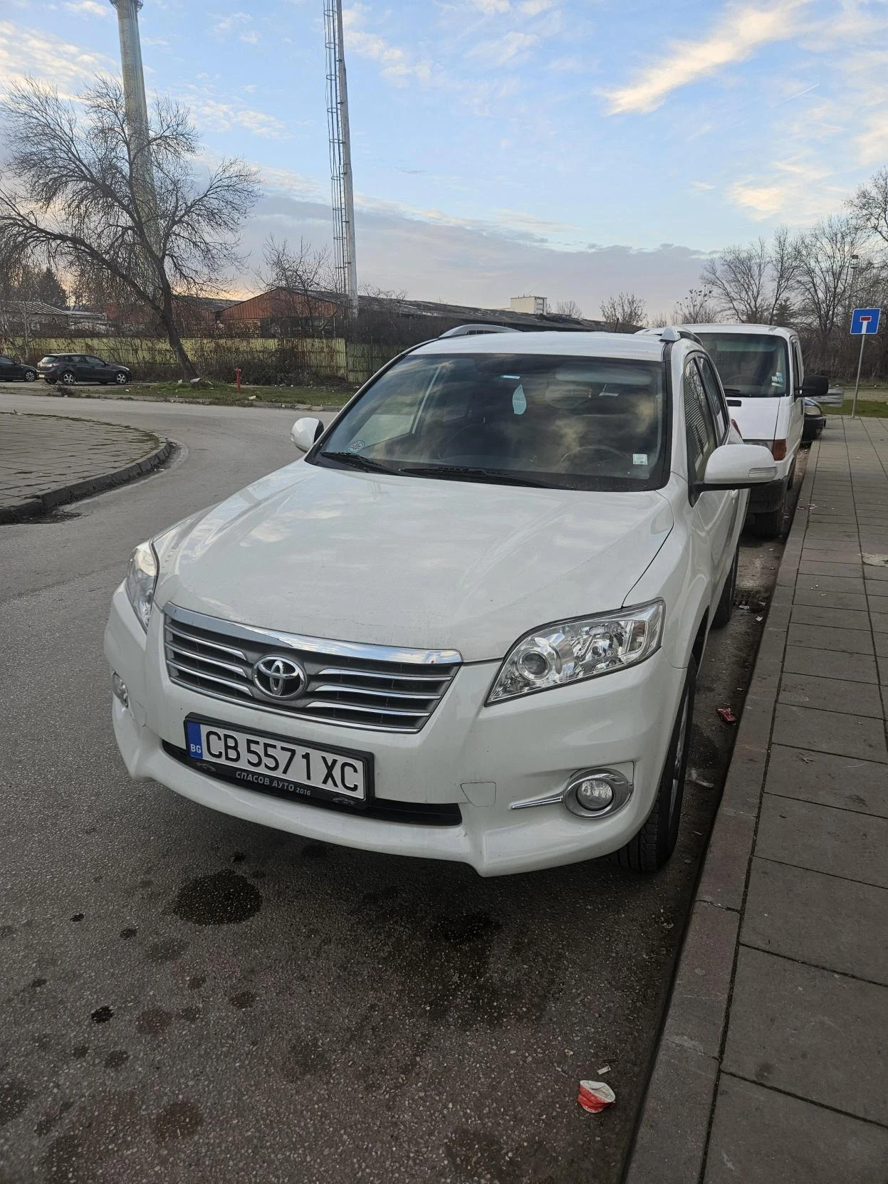 Toyota Rav4, снимка 2 - Автомобили и джипове - 53758233