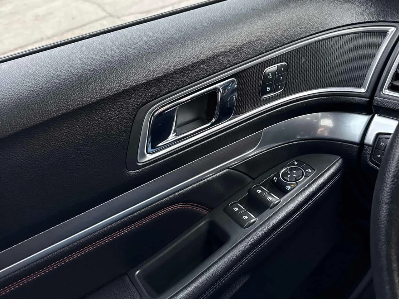 Ford Explorer * Sport * ��������* ���������* 360 ������* ������� | Mobile.bg � ����������� 17