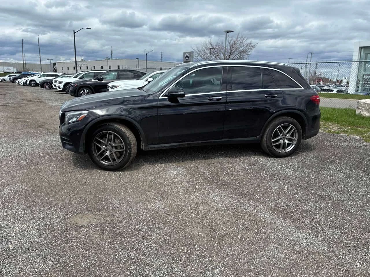 Mercedes-Benz GLC 300 4MATIC * ГЛАВНО ПРЕДСТАВИТЕЛСТВО НА MERCEDES* , снимка 3 - Автомобили и джипове - 54398201