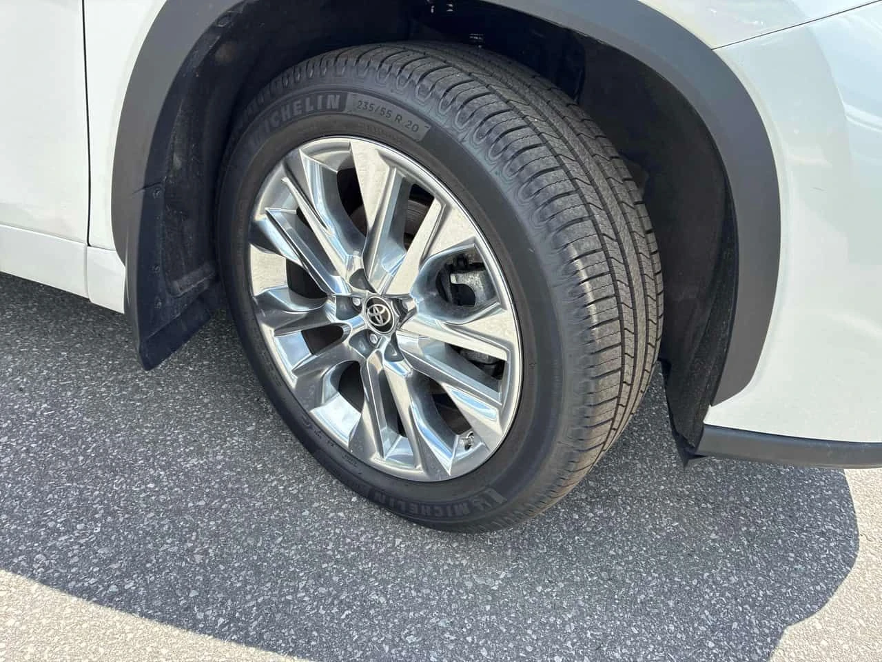Toyota Highlander * Limited * ОБДУХВАНЕ * ПАНО * JBL * АВТОКРЕДИТ, снимка 7 - Автомобили и джипове - 55131004