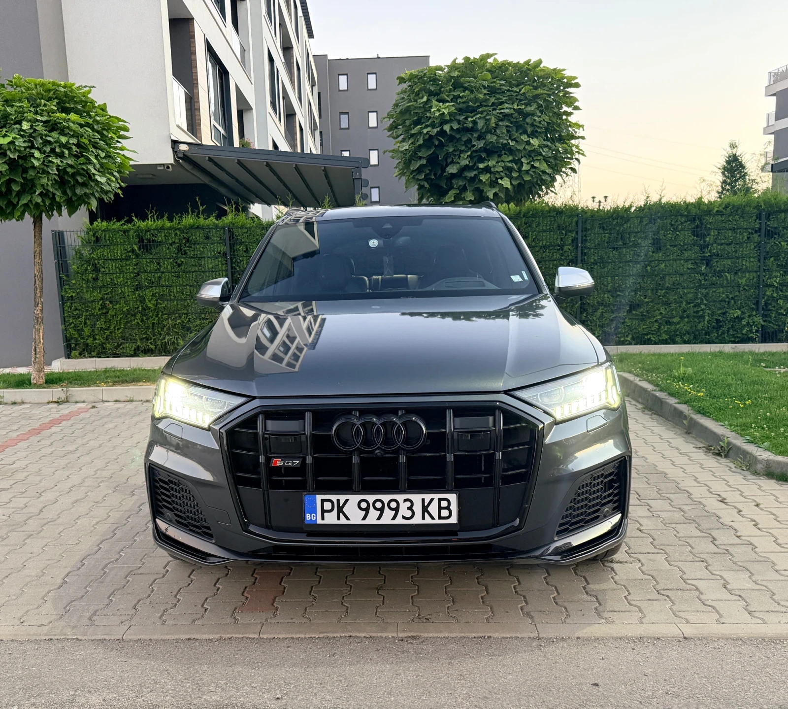Audi SQ7, снимка 8 - Автомобили и джипове - 56396876