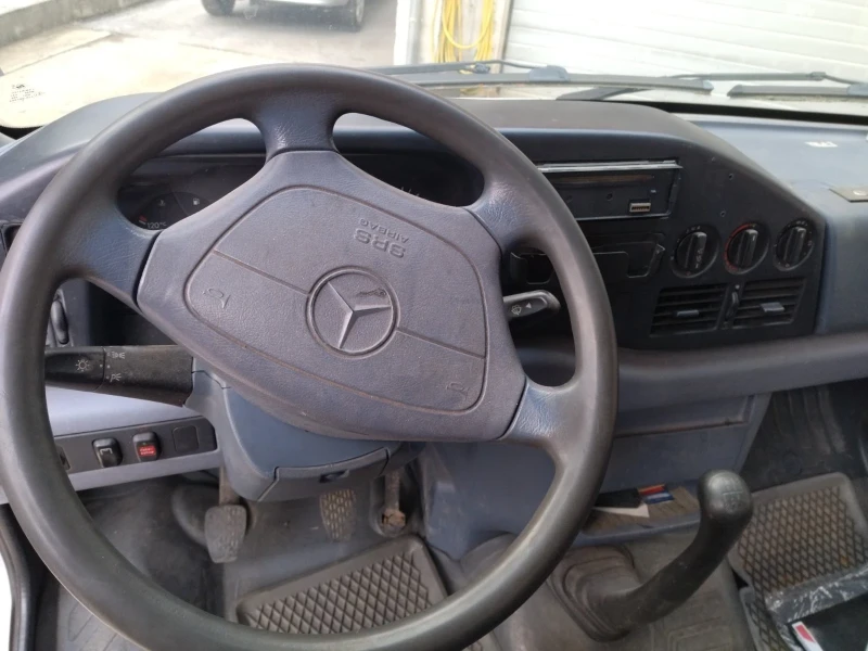 Mercedes-Benz Sprinter 312 Пътна помощ, снимка 10 - Бусове и автобуси - 52264199