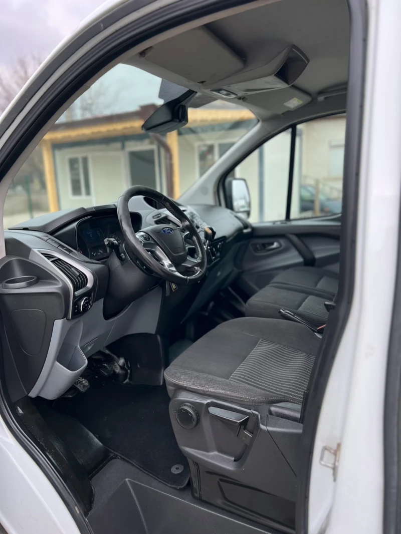 Ford Transit Custom 2.2tdci euro6, снимка 7 - Бусове и автобуси - 53431352