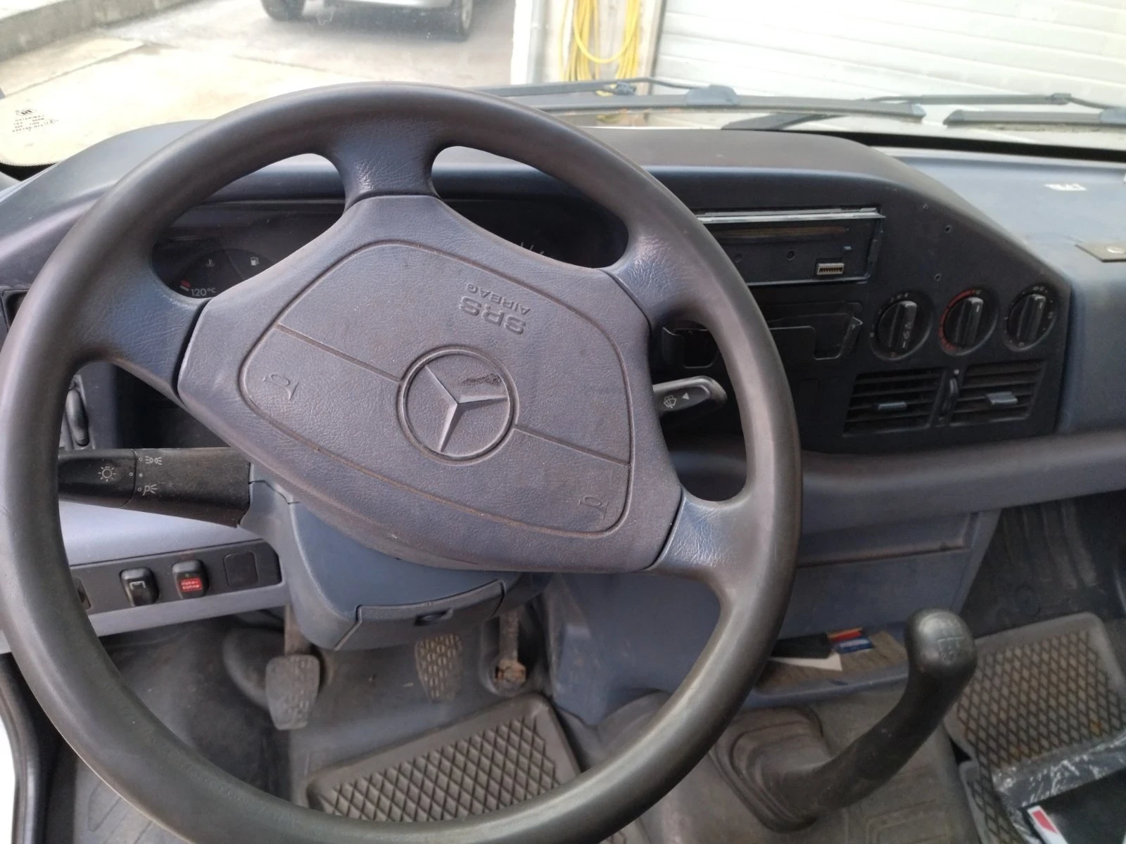 Mercedes-Benz Sprinter 312 Пътна помощ - изображение 10