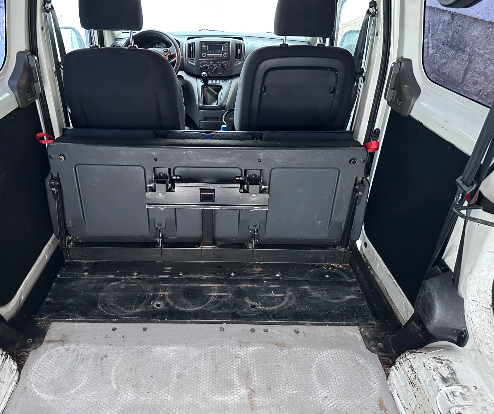 Nissan NV200 1.5 dCI, снимка 11 - Бусове и автобуси - 53718088