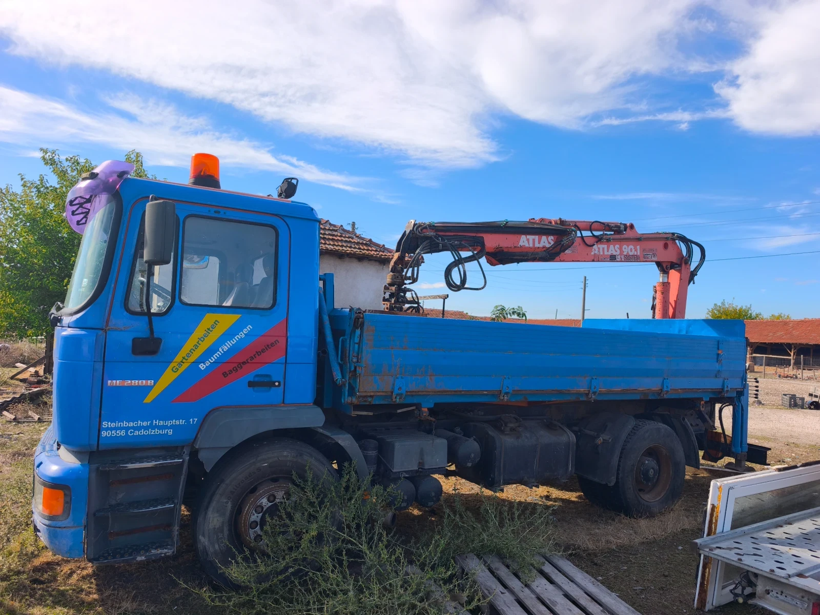 Man 28.403 ME280DE Самосвал с кран , снимка 2 - Камиони - 56566436