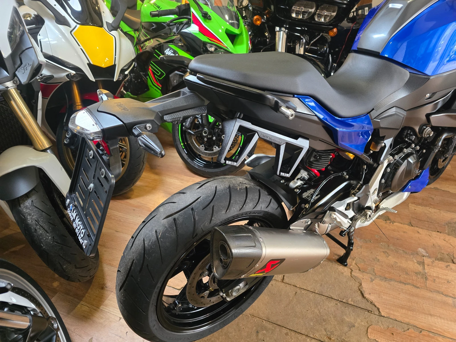 BMW F 900XR Sport + Akrapovic - изображение 5