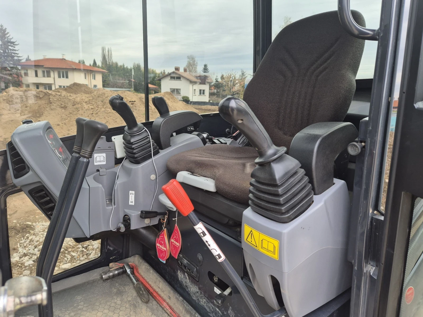 Багер Kubota KX019-4 - изображение 10